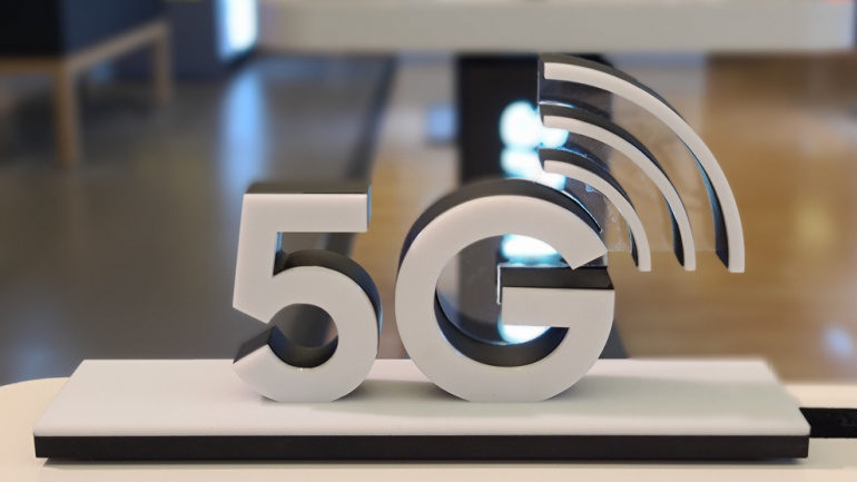 The Polish telecoms authority confirmed that all four national mobile operators have placed their initial bids for 5G spectrum.