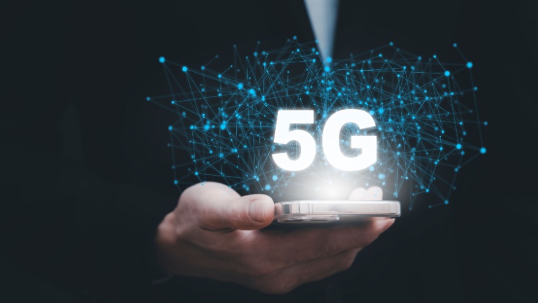 US telecom giant AT&T has unveiled its Internet Air service for business customers, marking a significant shift in its approach to 5G FWA.