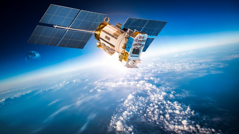 Intelsat announced the expansion of its partnership with Eutelsat, aiming to capitalize on the opportunities in the multi-orbit space sector.