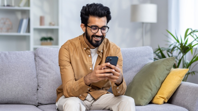 EE has unveiled its new 5G SA mobile network in 15 major UK cities and introduced a new Wi-Fi 7 Smart Hub Pro for home broadband users.