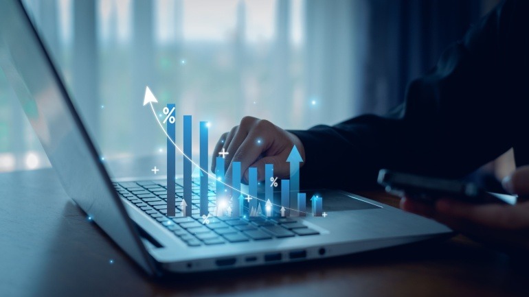 MasOrange, Spain's mobile service provider, has secured a robust financing package amounting to approximately 11 billion euros.