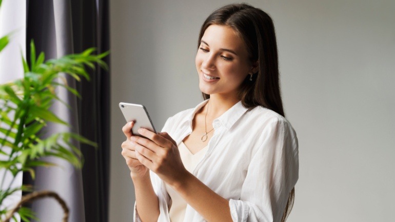 Arcep, the French telecom regulator, recently initiated public consultations targeting the 3.8-4.2 GHz frequency band.