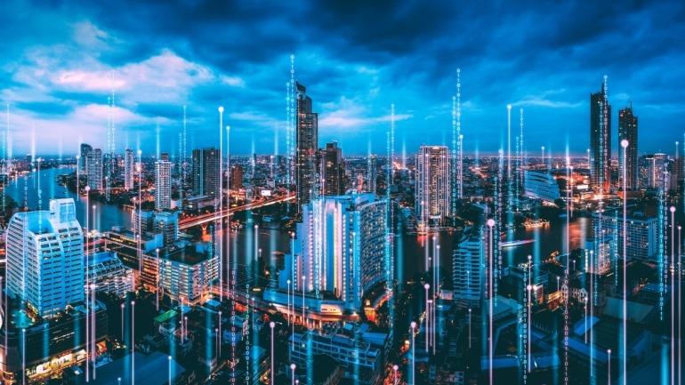 Rakuten Symphony and MobiFone are revolutionizing Vietnam's telecommunications by launching 4G and 5G Open RAN networks.
