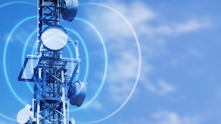 Softbank partnered with Nokia to conduct groundbreaking trials in Japan. They are testing the 7GHz spectrum band for 6G communication.