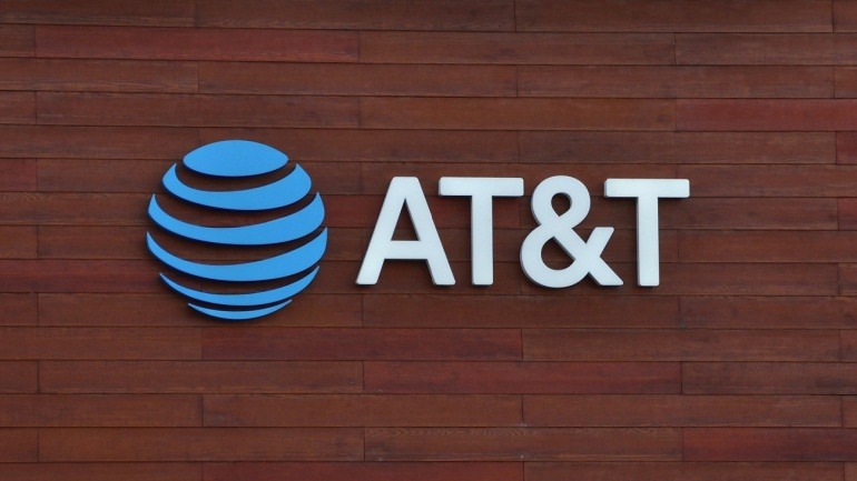 In a recent incident, US President Donald Trump criticized AT&T for technical issues during a conference call with faith leaders.