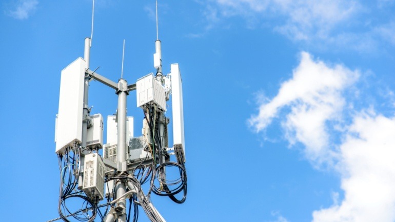 Vodafone Idea is advancing India's telecom infrastructure by expanding its 5G network to 23 more cities, including Ahmedabad and Jaipur.