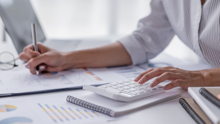 Netomnia, a prominent UK-based alternative network provider, recently fortified its position with a successful £300 million debt raise.