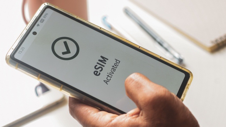 Deutsche Telekom Unveils Seamless Cross-Platform eSIM Switch