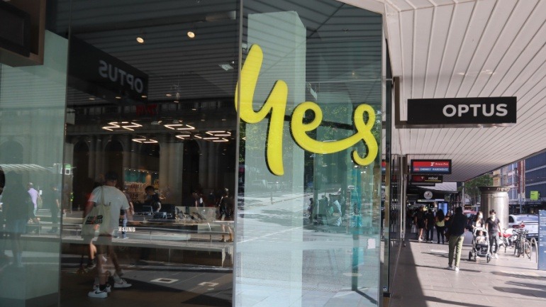 Optus Faces New Disruption Amidst Licensing Review Calls