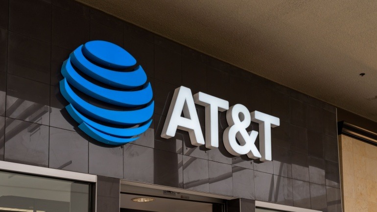 AT&T Ends DEI to Secure $1.02B UScellular Deal