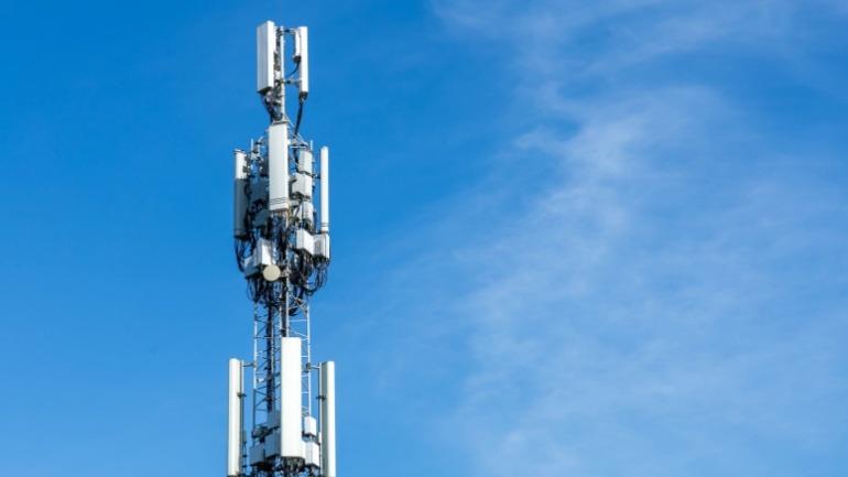 Japan 5G Coverage Expands: SoftBank Leads Speed Race