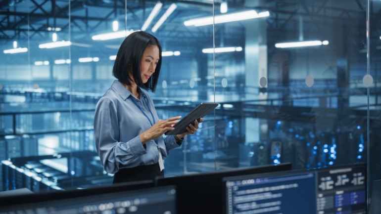 AT&T Pioneers AI Network Era with Cloud Partnerships