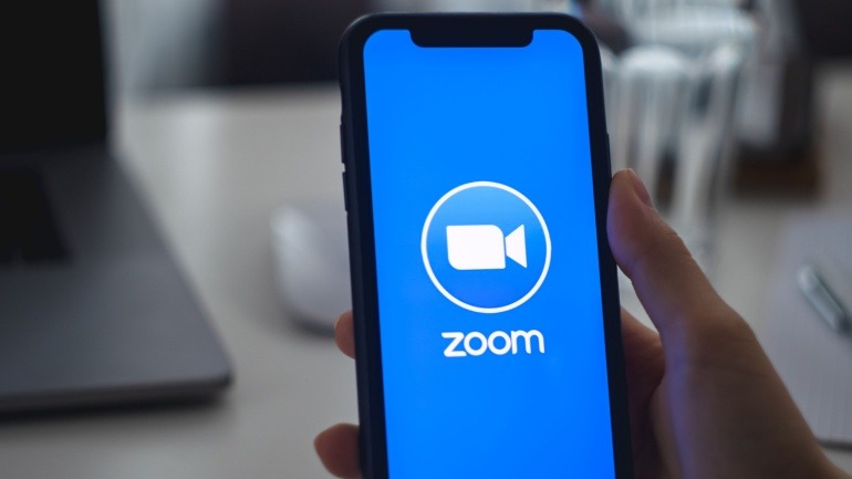 Zoom Phone Mobile Revolutionizes UK Business Communications