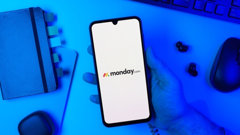 monday.com Revolutionizes Task Management with AI Integration