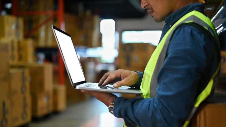 Frontline Communication - VoIP Innovations Reshape Telecom Strategies