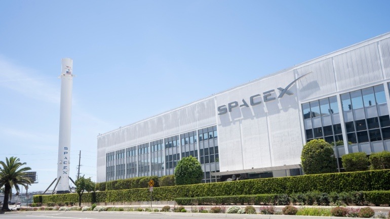 SpaceX Acquires Cursor to Accelerate Starlink AI Software