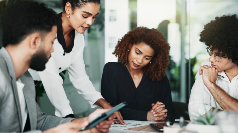 Closing Collaboration Gaps in Enterprise Telecom Workflows