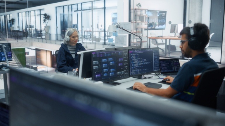 UK AI Boom Exposes Telecom Productivity Paradox