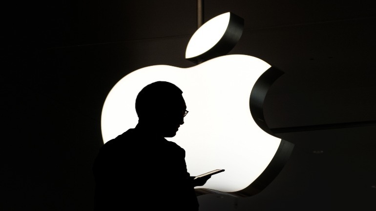 Apple Smart Glasses Could Redefine Workplace VoIP