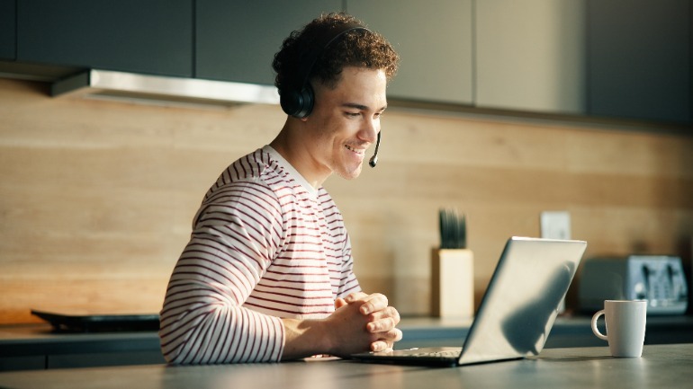 Yealink BH78 Tackles Hybrid Work Noise With AI ANC