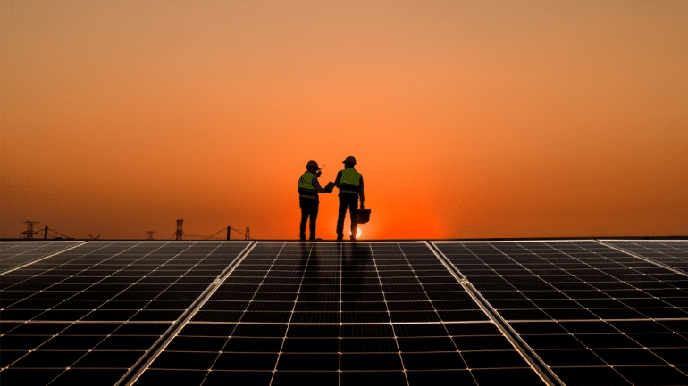 U Mobile ZTE Trial Solar 5G for Rural Coverage