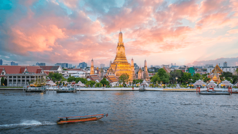 Thailand Carriers Cut Data Costs to Boost AI Access