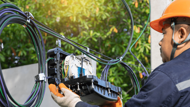 Clearfield WAV Alliance Expands Fiber for Wireless Growth