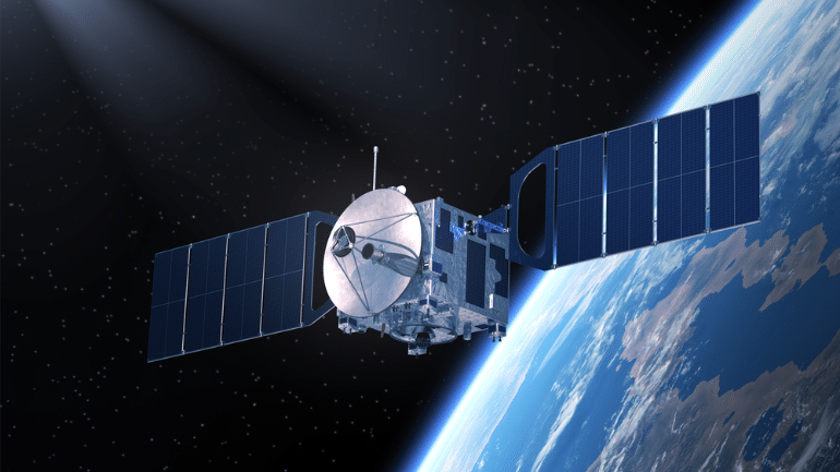 FCC Clears Amazon Globalstar Deal for Satellite D2D