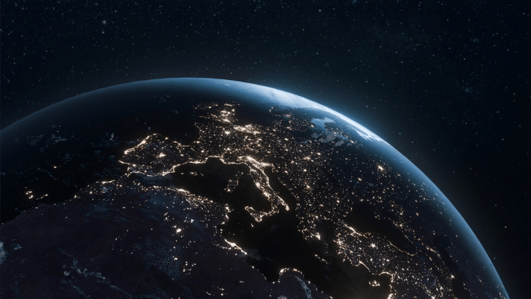 Europe Faces Starlink as Satellite Spectrum Race Heats Up