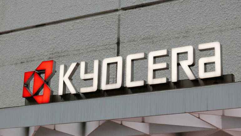 Kyocera's Multi-Hop Repeaters Revolutionize mmWave Coverage Expansion
